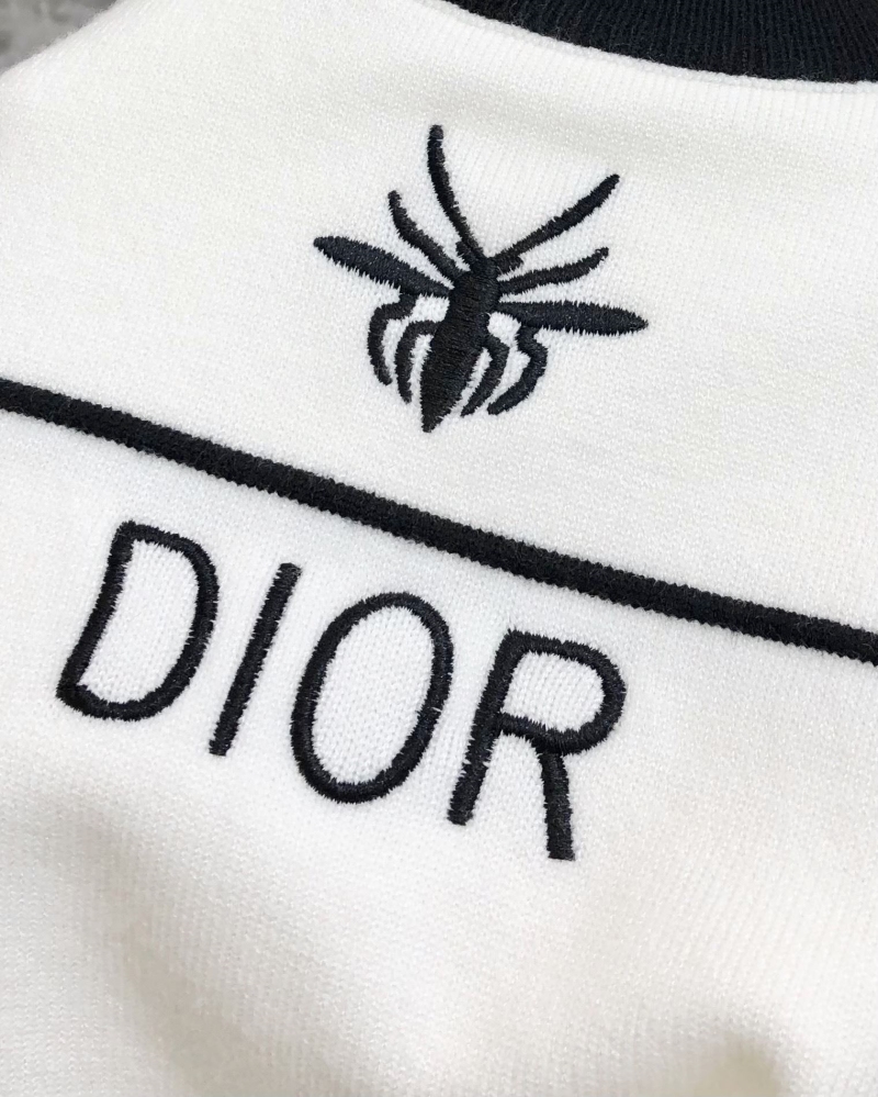 chr1st1an D10r sweaters